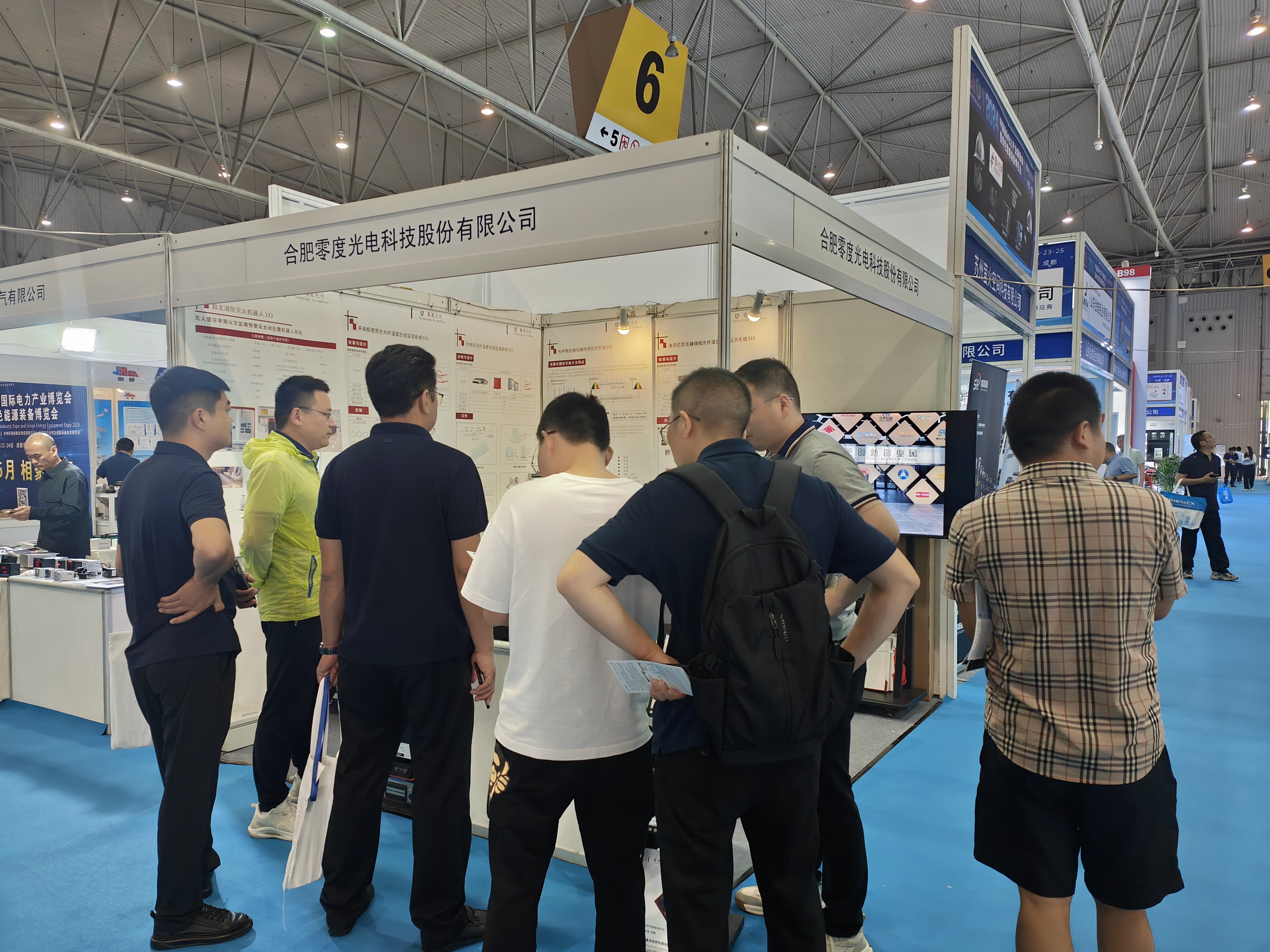 日韩丰满少妇无吗视频激情内射