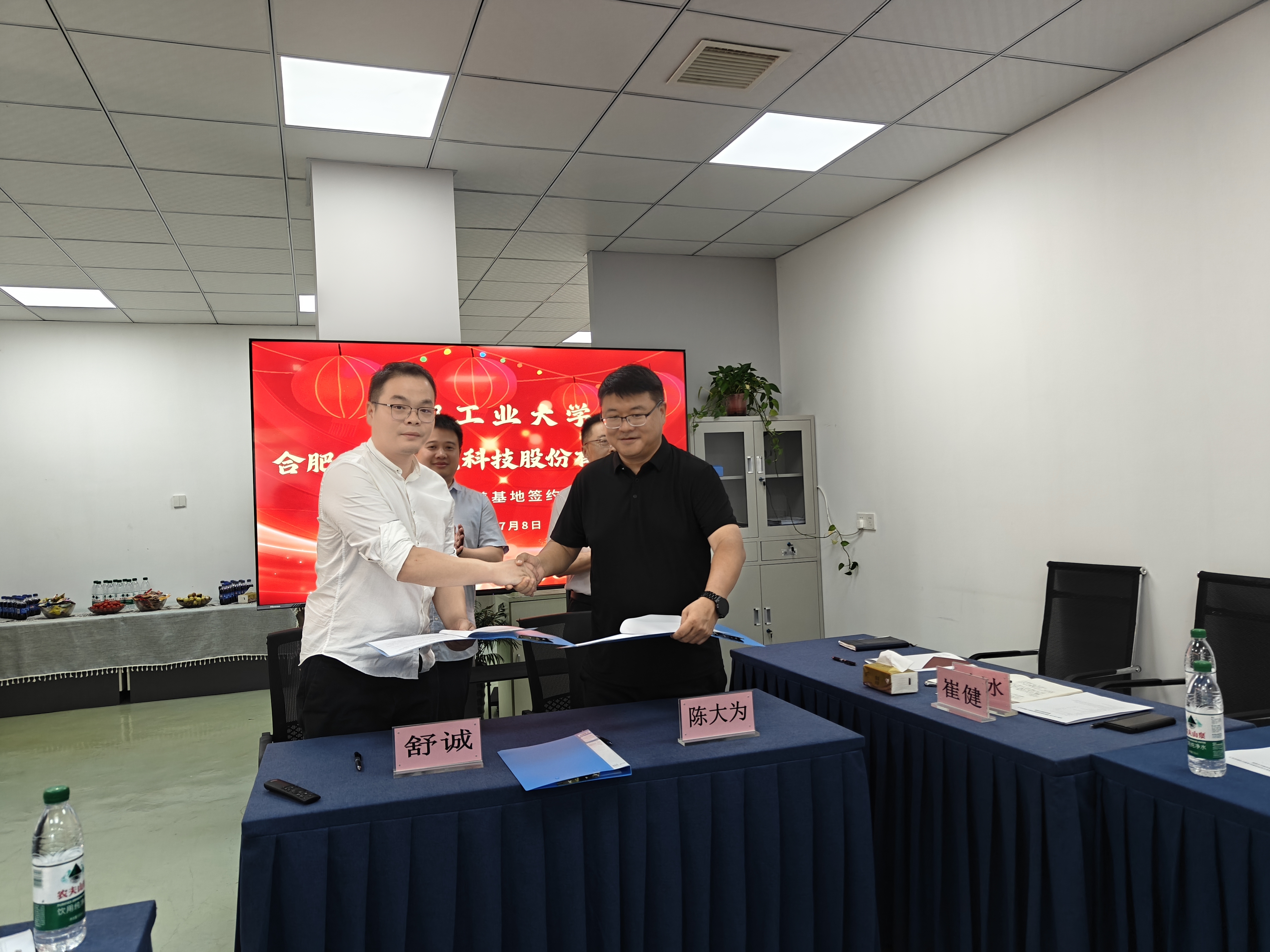 日韩丰满少妇无吗视频激情内射